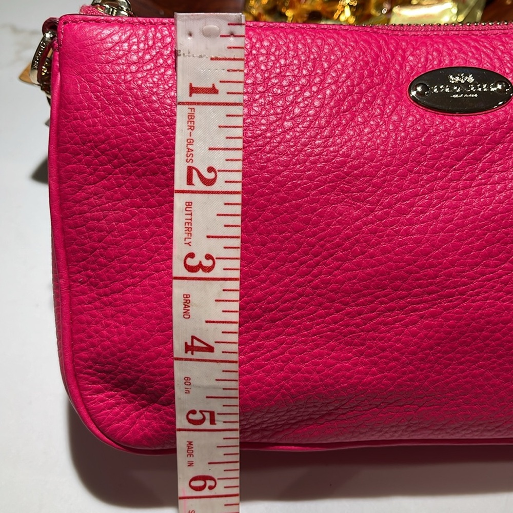 COACH, F53340 Authentic Pebbled Leather Large Wristlet, Chain strap, Pink - Picture 8 of 12